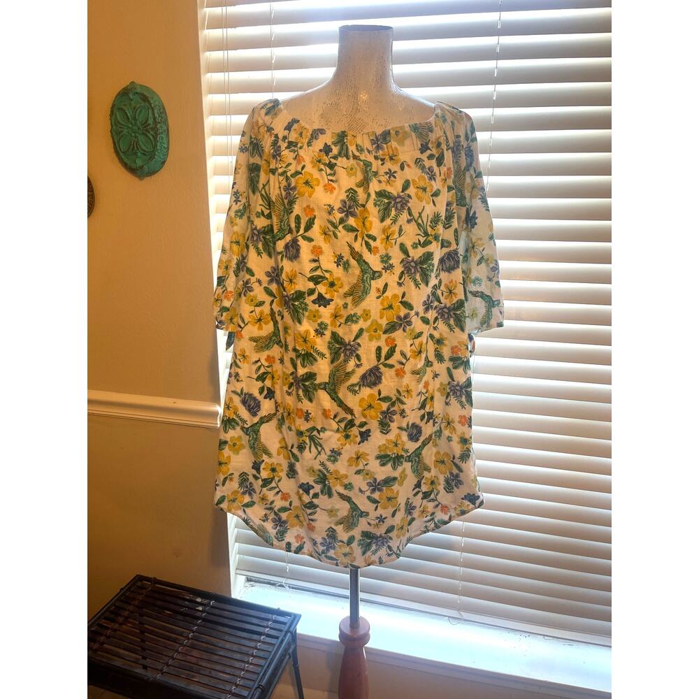 Gorgeous summer flattering sundress. Sz L
